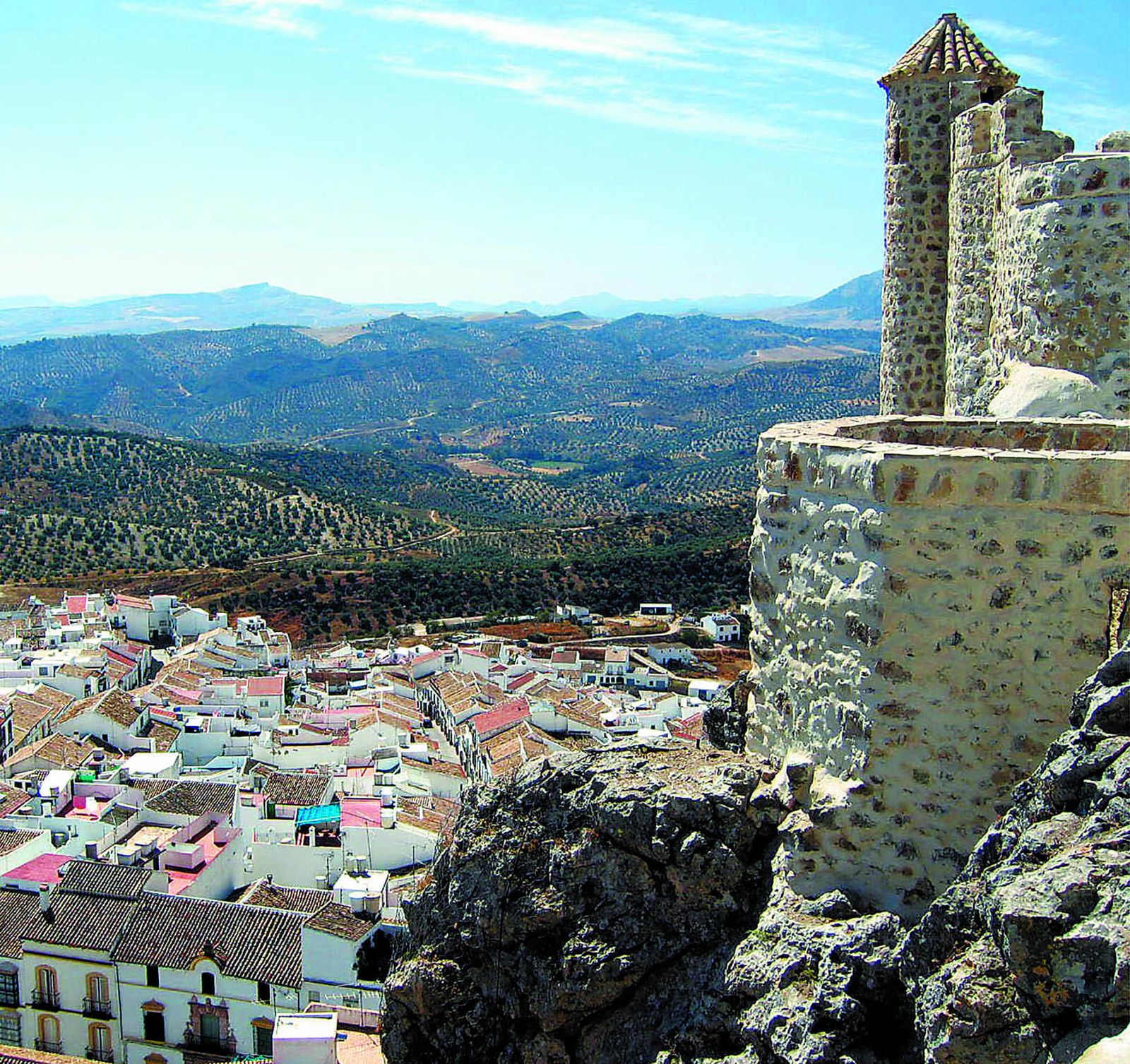 Vista panorámica de Olvera, desde las alturas del Castillo.