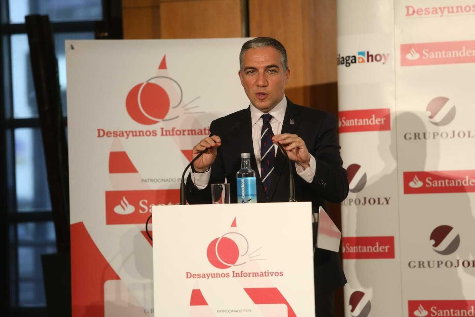 Bendodo, durante su intervención en el desayuno informativo del Grupo Joly.