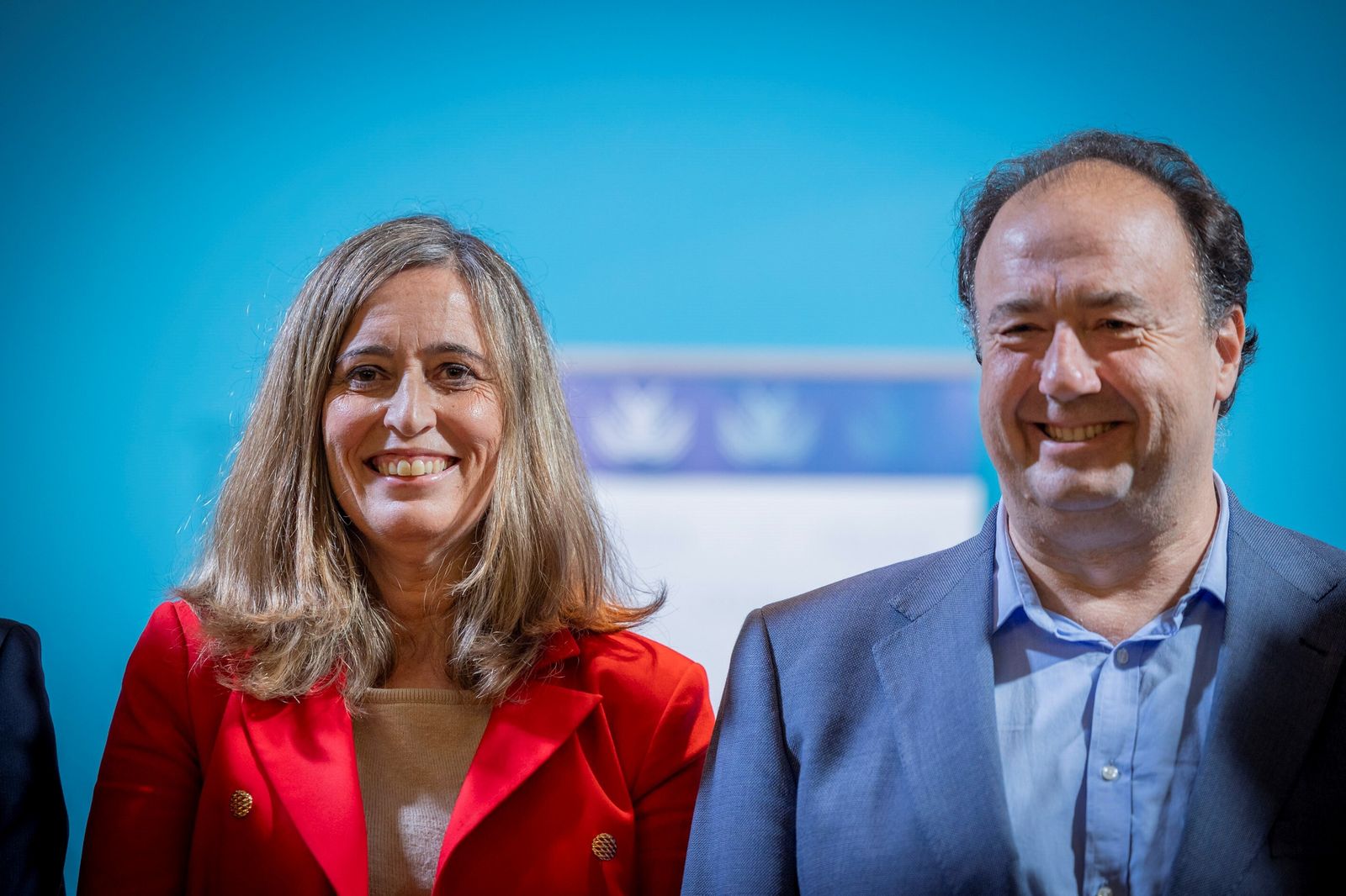 Los dos candidatos a rectora o rector de la UCA, los catedráticos María Mosquera y Casimiro Mantell.