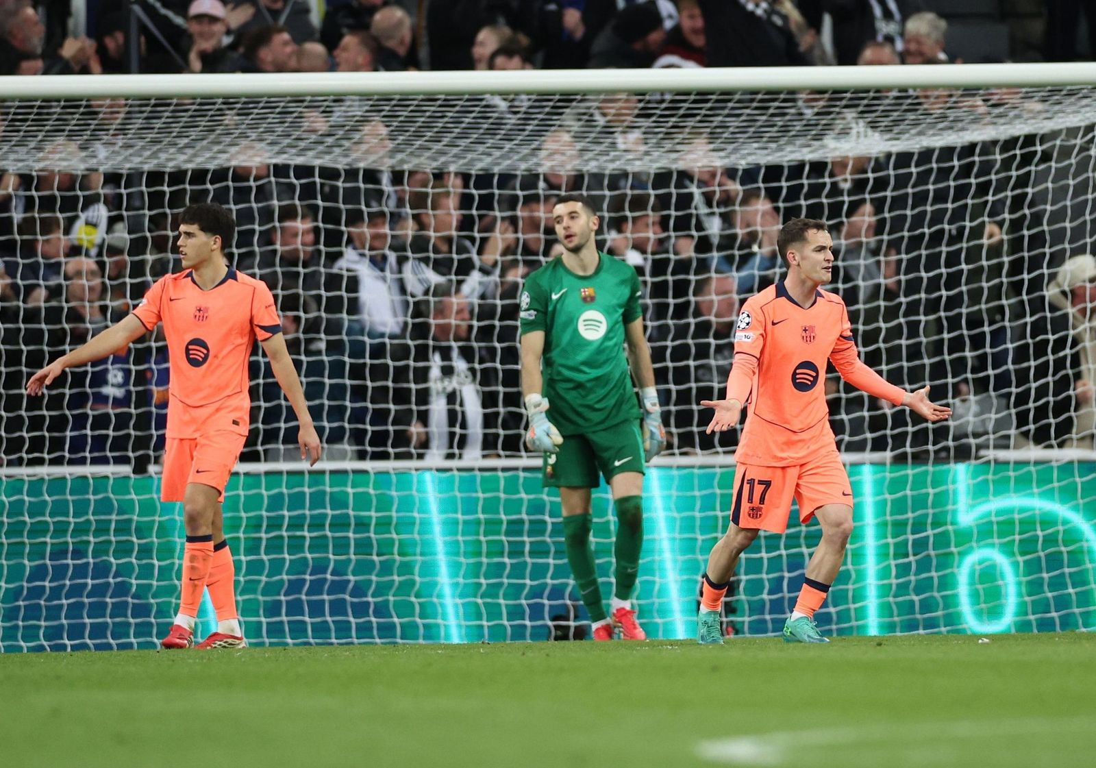 Las fotos del Newcastle-Barcelona