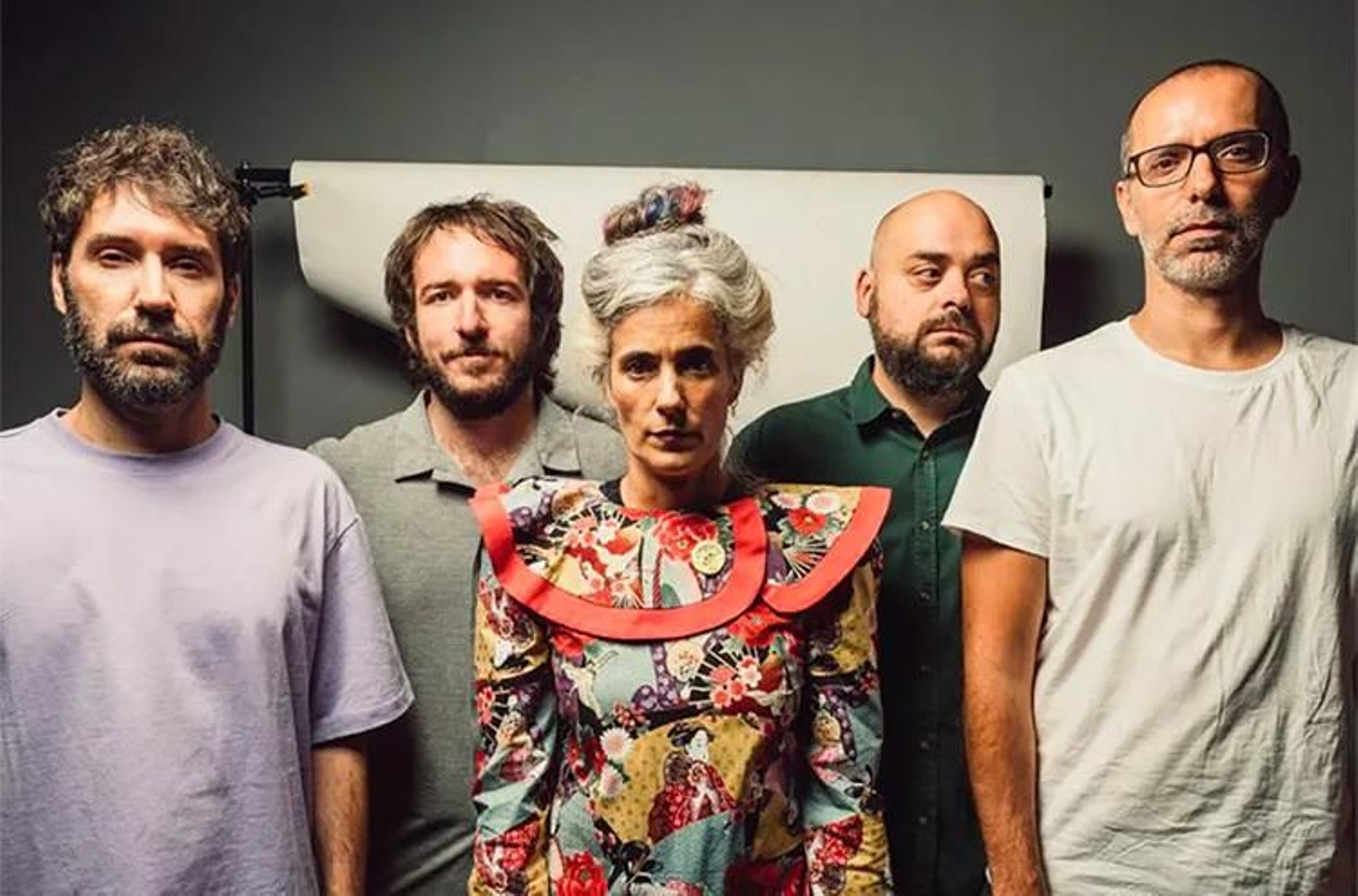Los Punsetes son Jorge, Luis, Ariadna, Manu y Chema.