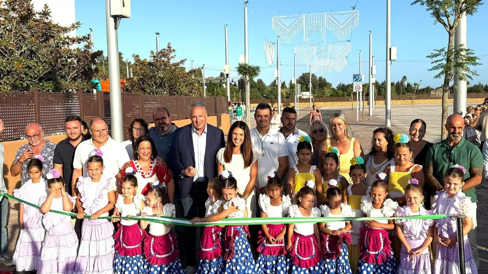 La inauguración del nuevo recinto ferial de San Enrique.