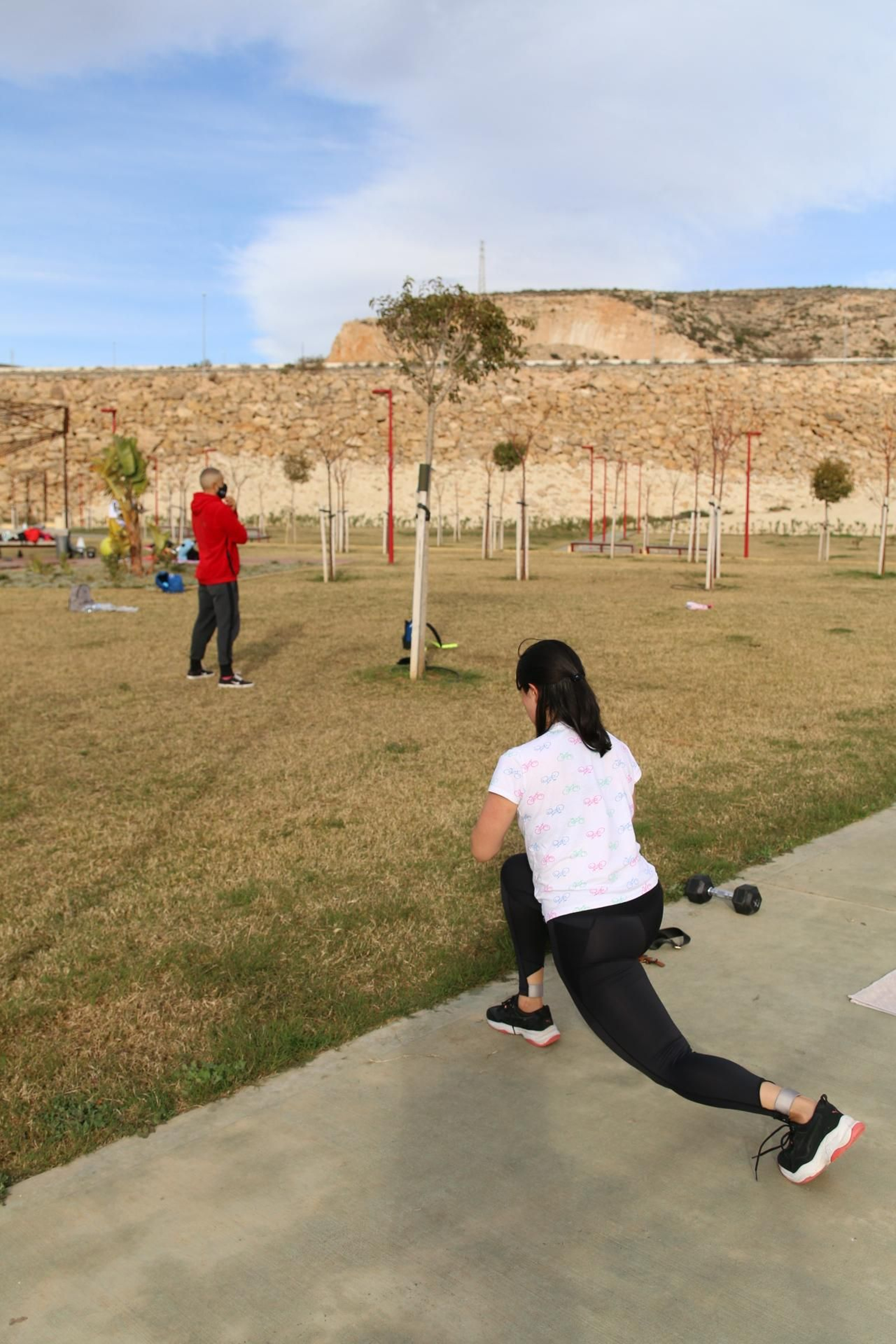 Fotogalería de los gimnasios urbanos en los parques de Almería.