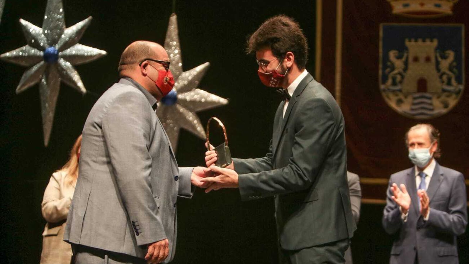 El Cartero Real, Juan José Sevilla, recibe el nombramiento de su predecesor.