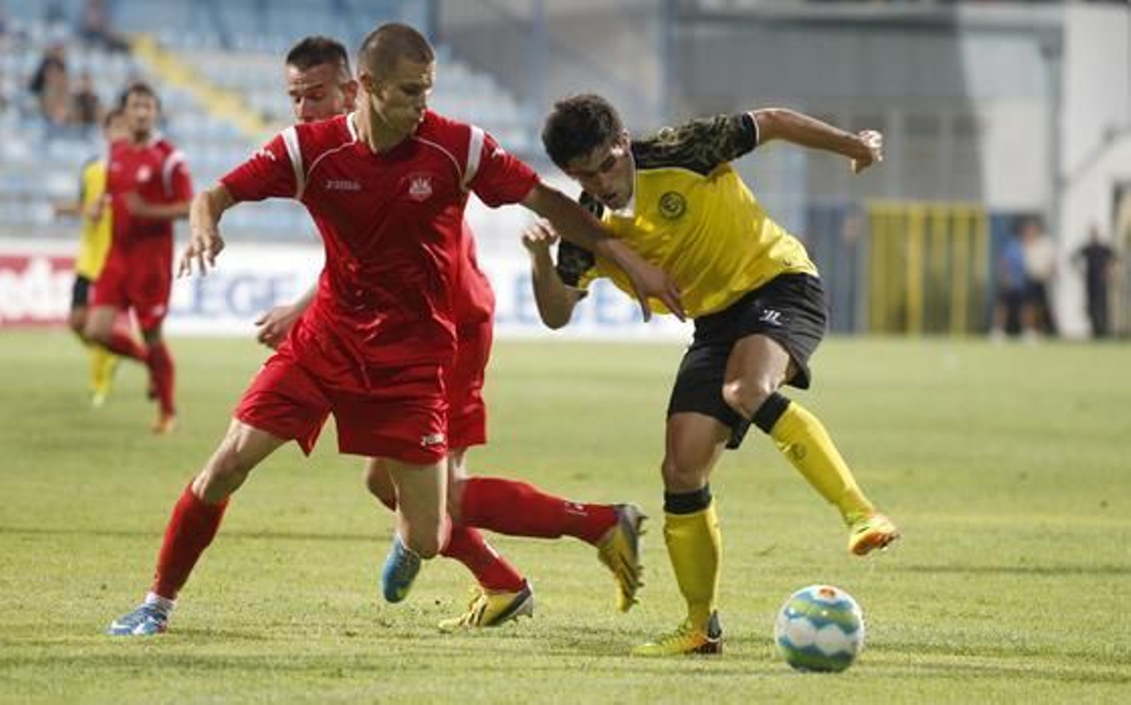 Las imágenes del Mladost-Sevilla
