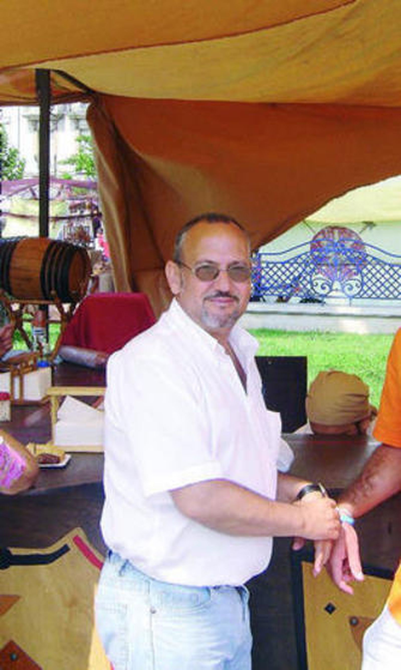 Por el estado libre asociado de El Tardón