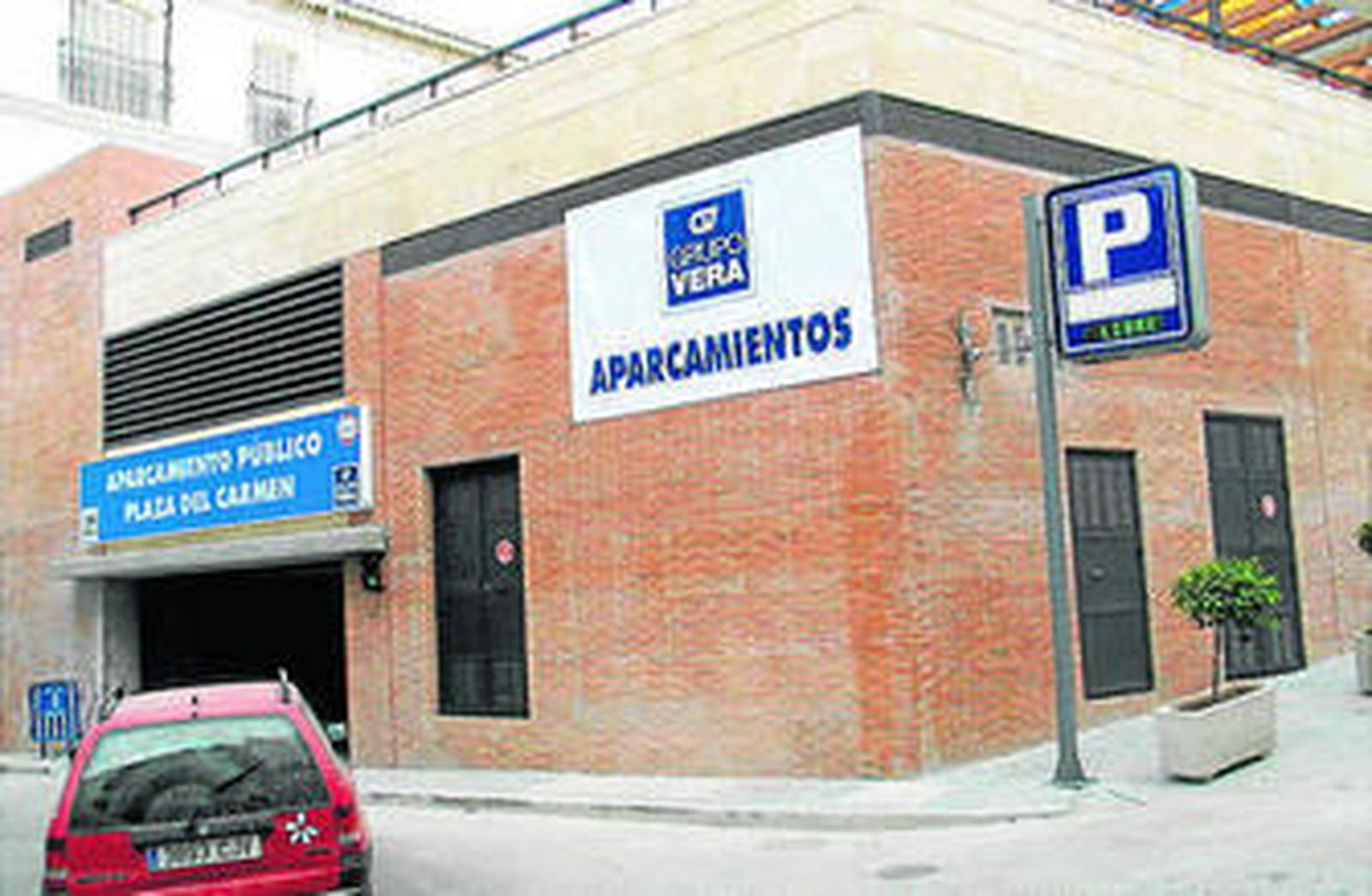 Imagen de uno de los aparcamientos de la localidad.