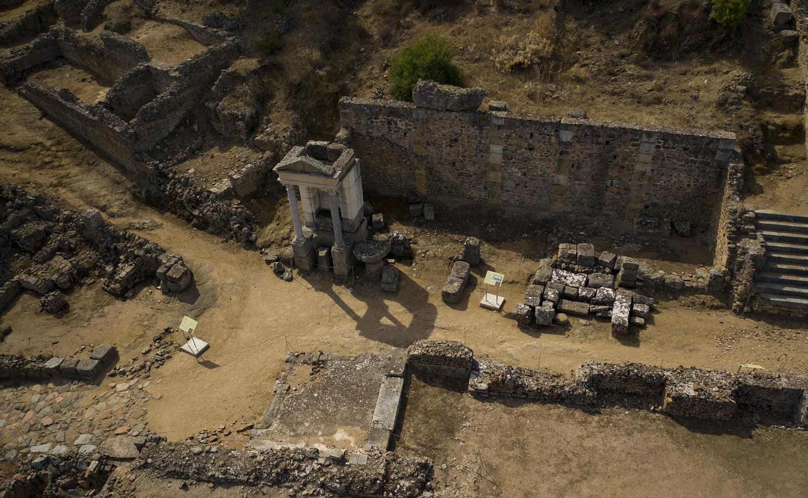 Las espectaculares fotos del yacimiento romano de Munigua