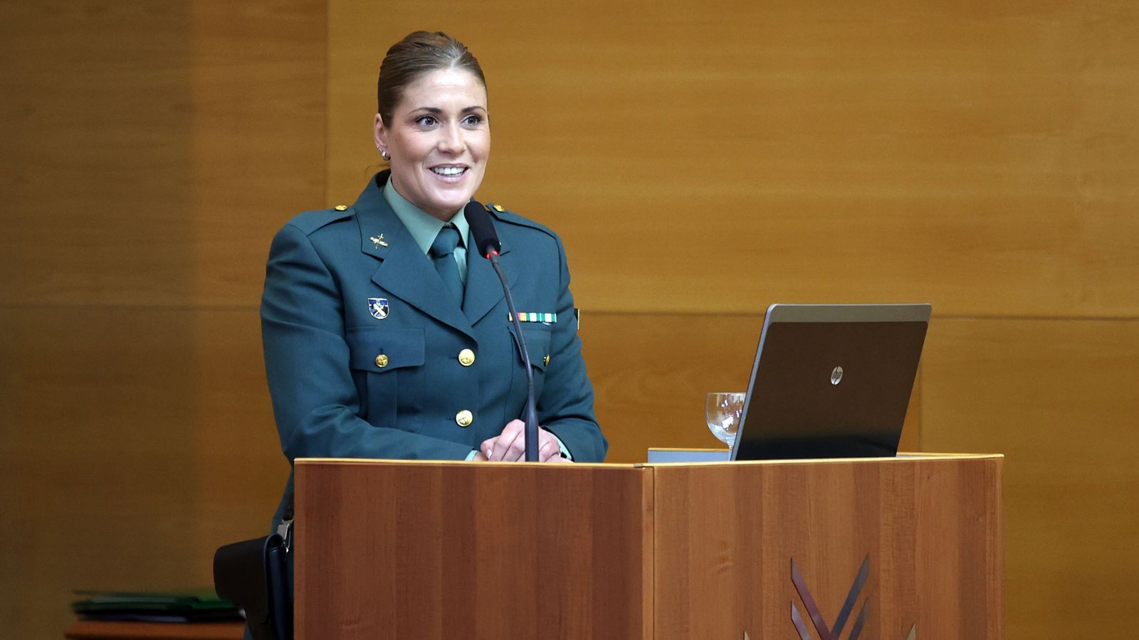 La mujer en la Guardia Civil, debate en la UCA en Jerez con motivo del 8M
