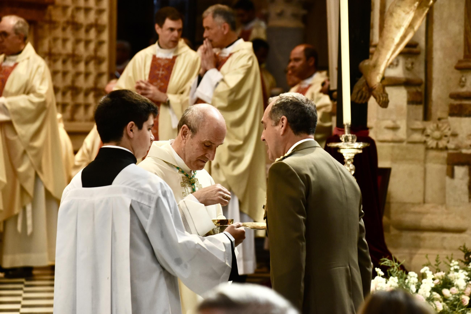 La toma de posesión del nuevo obispo de Córdoba, Jesús Fernández, en imágenes