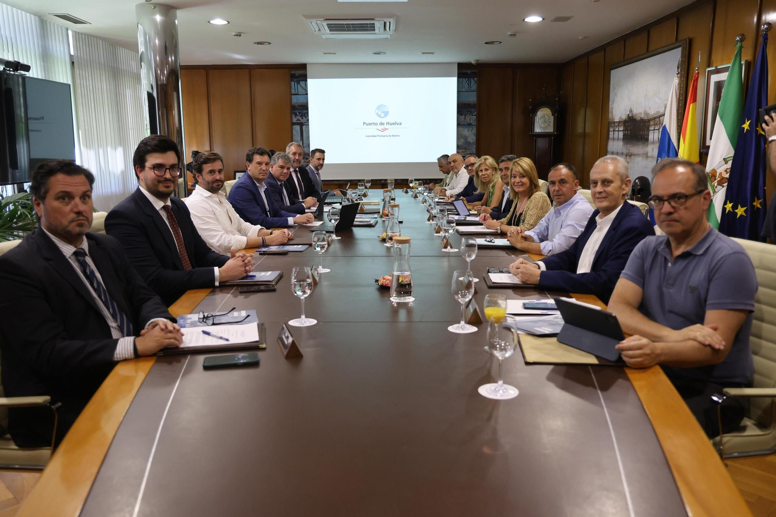 Celebración del Consejo de Administración del Puerto de Huelva, este lunes. Celebración del Consejo de Administración del Puerto de Huelva, este lunes.