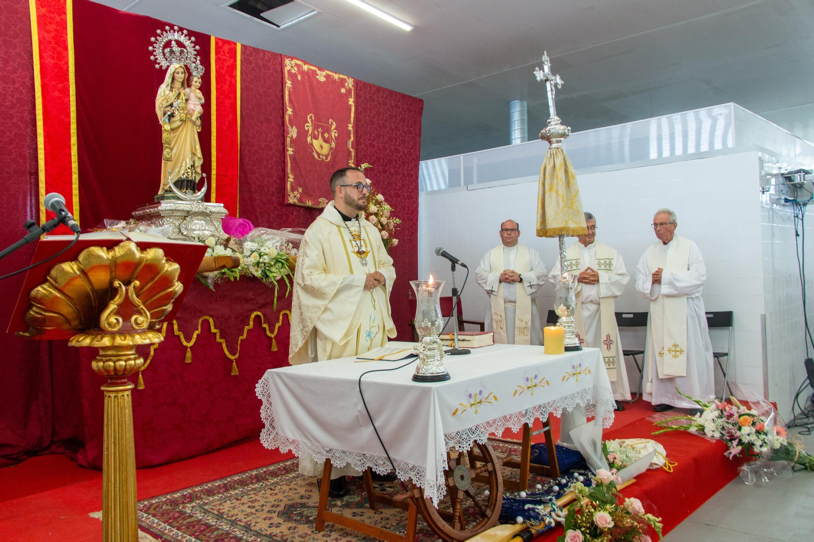 La Lonja de Motril acoge la tradicional misa en honor a la Virgen del Carmen La Lonja de Motril acoge la tradicional misa en honor a la Virgen del Carmen