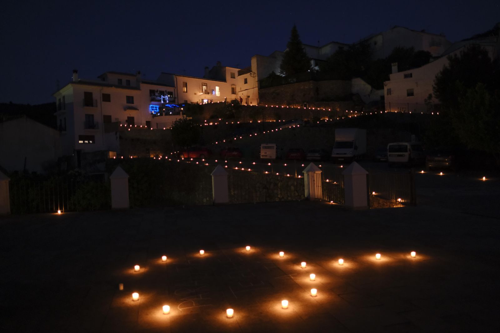 Bosque Encatando de Parauta, una noche mágica en fotos.