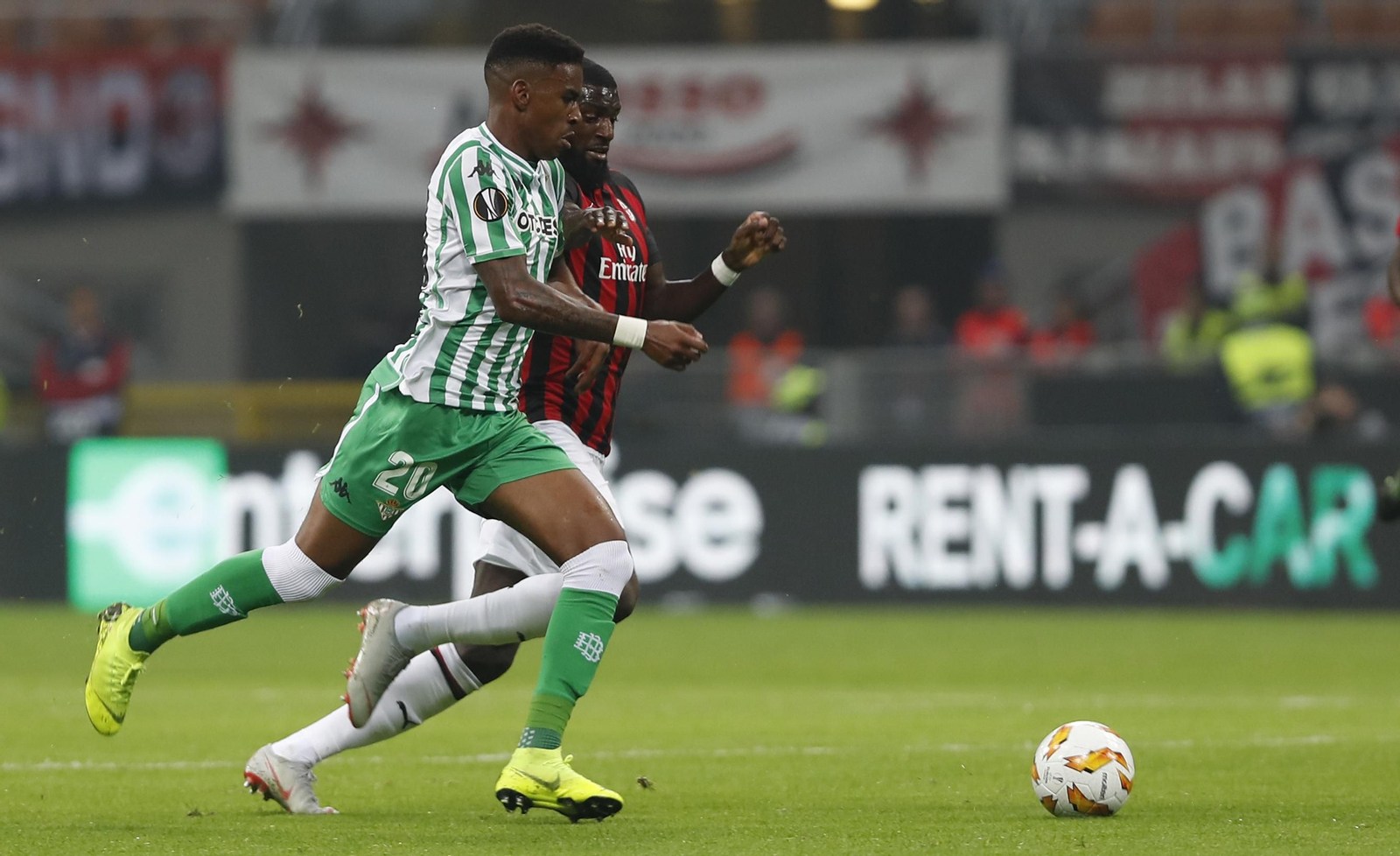 El Milan-Betis, en imágenes