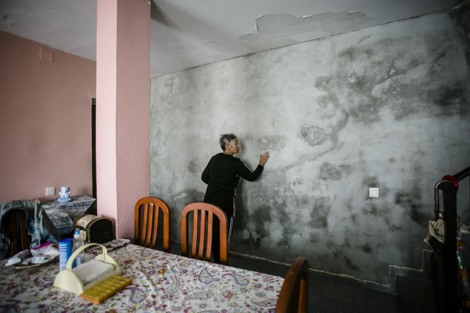 Imágenes del estado de la finca Santa María 17-19 en el Barrio de Santa María.