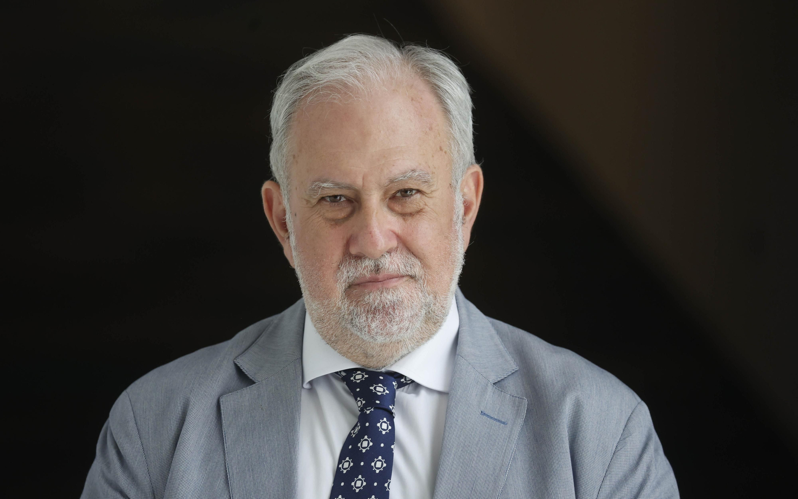 El jefe de la unidad de Cuidados Intensivos del Hospital Virgen Macarena, José Garnacho, durante la celebración del 57 congreso de la Semicyuc  en Sevilla.