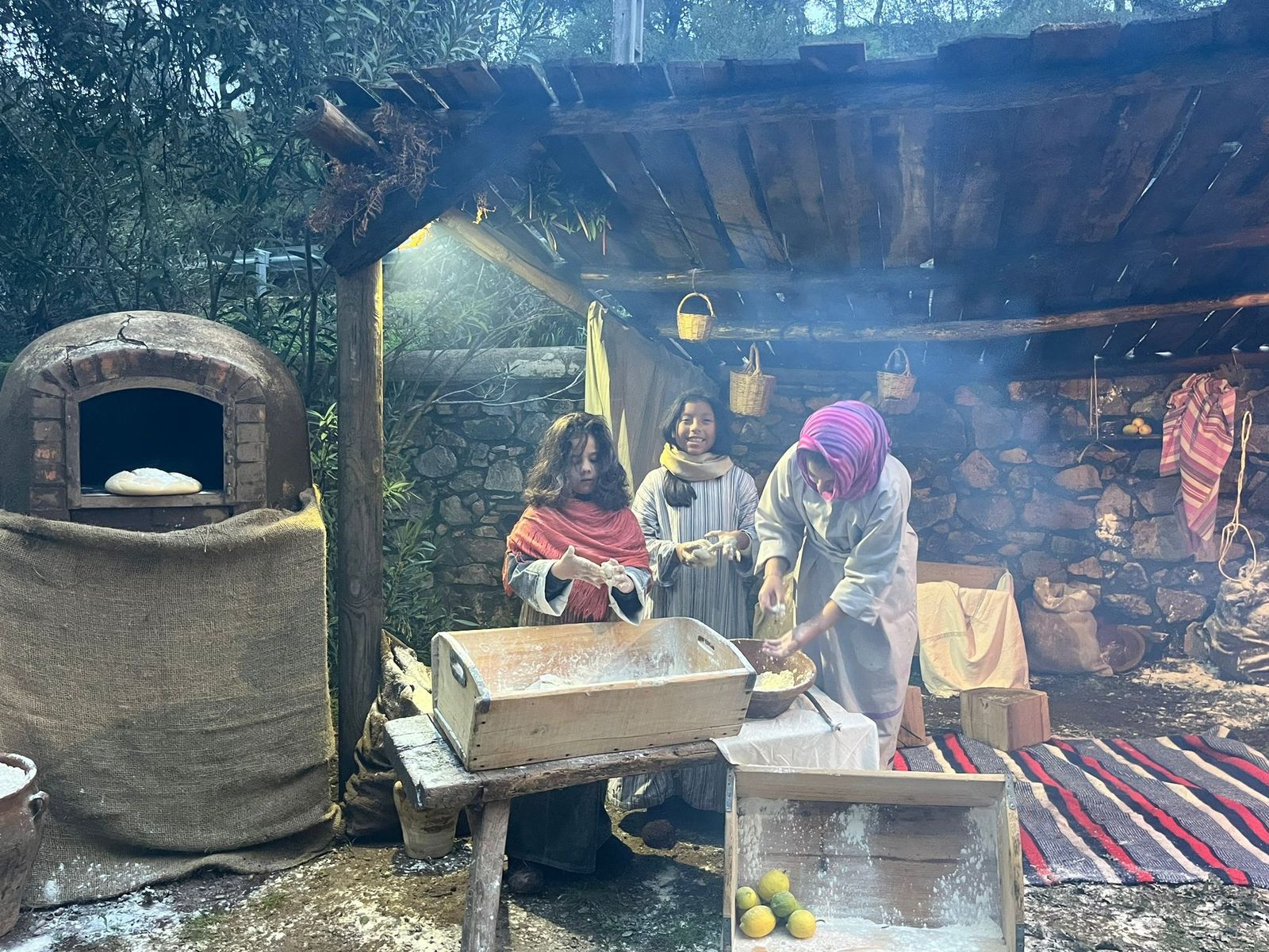 Así de bonito es el Belén Viviente de Puerto Moral