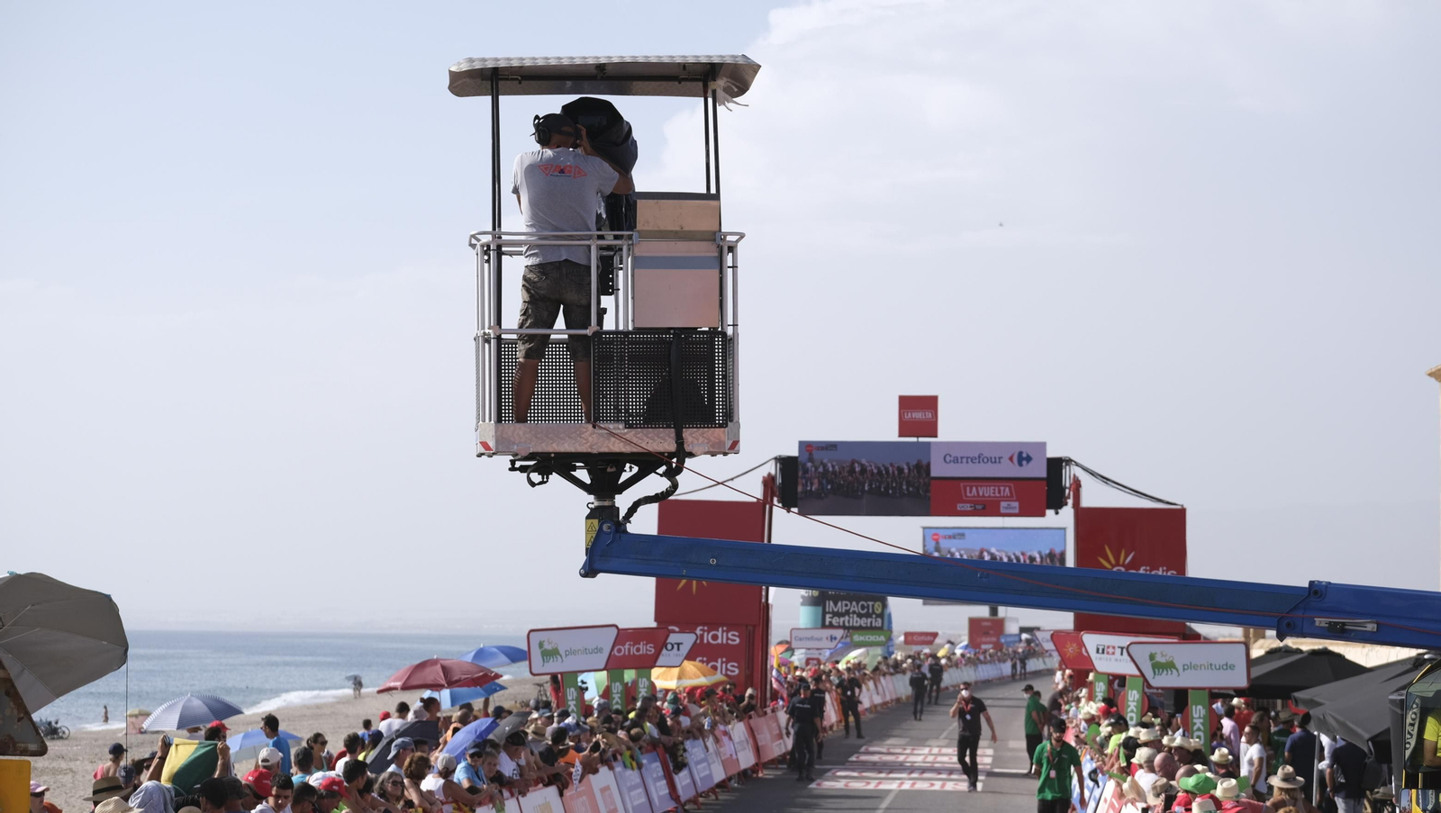 Imágenes de la etapa de la Vuelta a España con llegada en Cabo de Gata, Almería