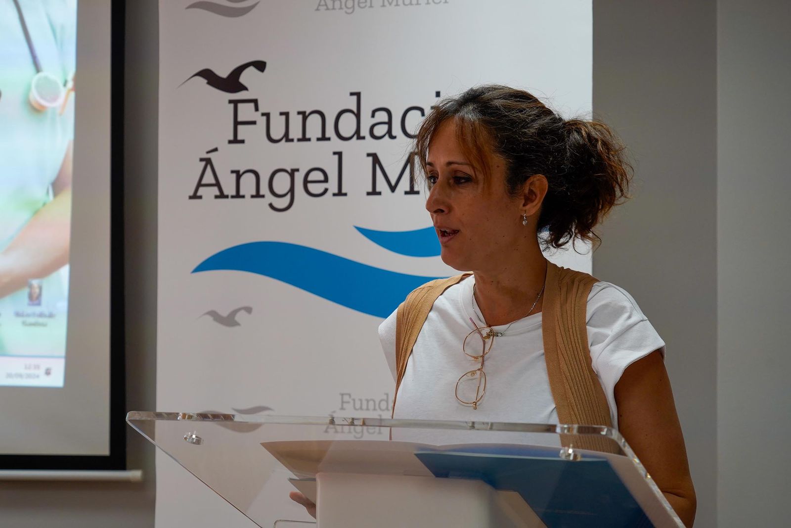 Imágenes del acto de entrega del VI premio de enfermería en cuidados oncológicos y paliativos