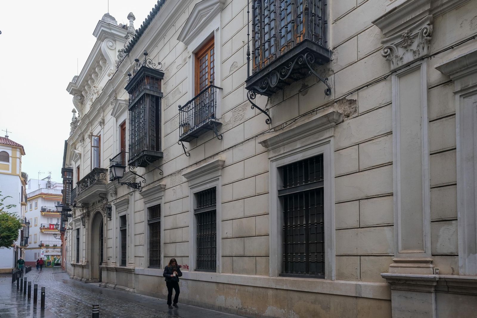 La fachada del Palacio de Monsalves.