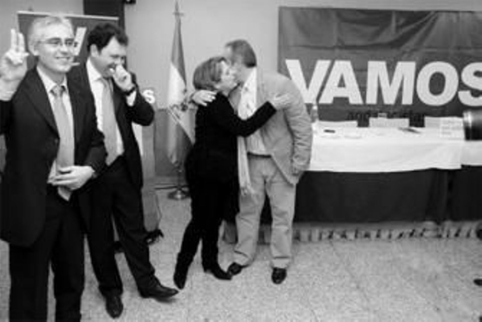 Julián Álvarez acompañó ayer a los candidatos de Granada.