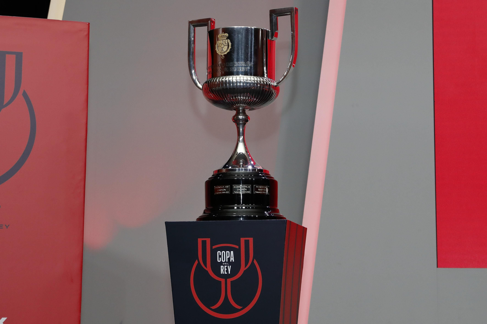 Recreativo y San Roque de Lepe entran en liza en el torneo del KO.