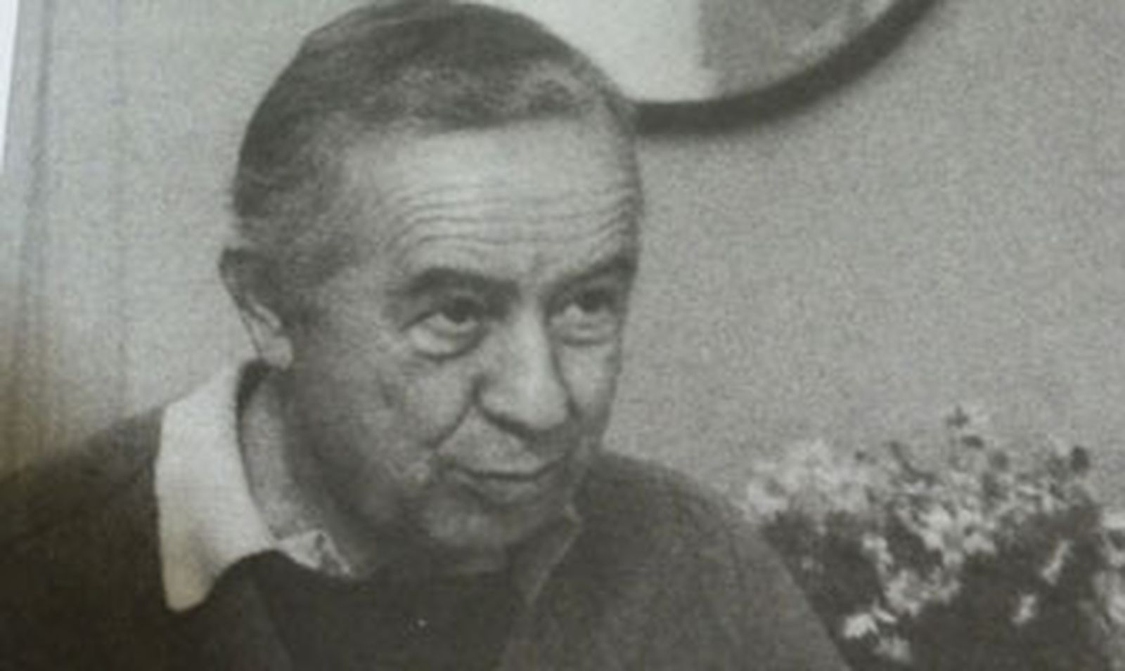 El escritor turco Yusuf Atilgan (Manisa, 1921-Estambul, 1989).