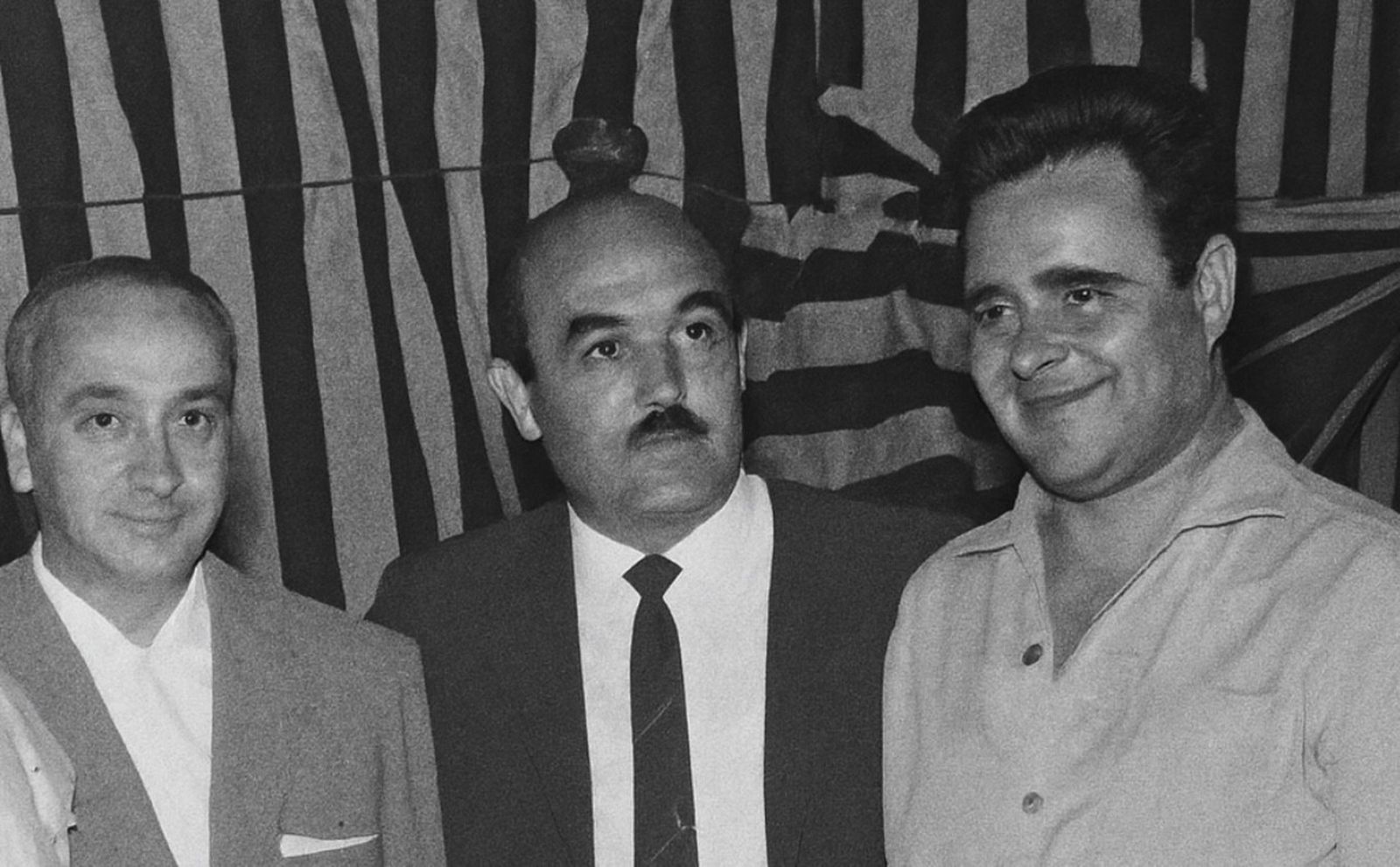 José Martín Badillo a la derecha y Pedro González Calle en el centro, en una imagen de mediados de los 60.