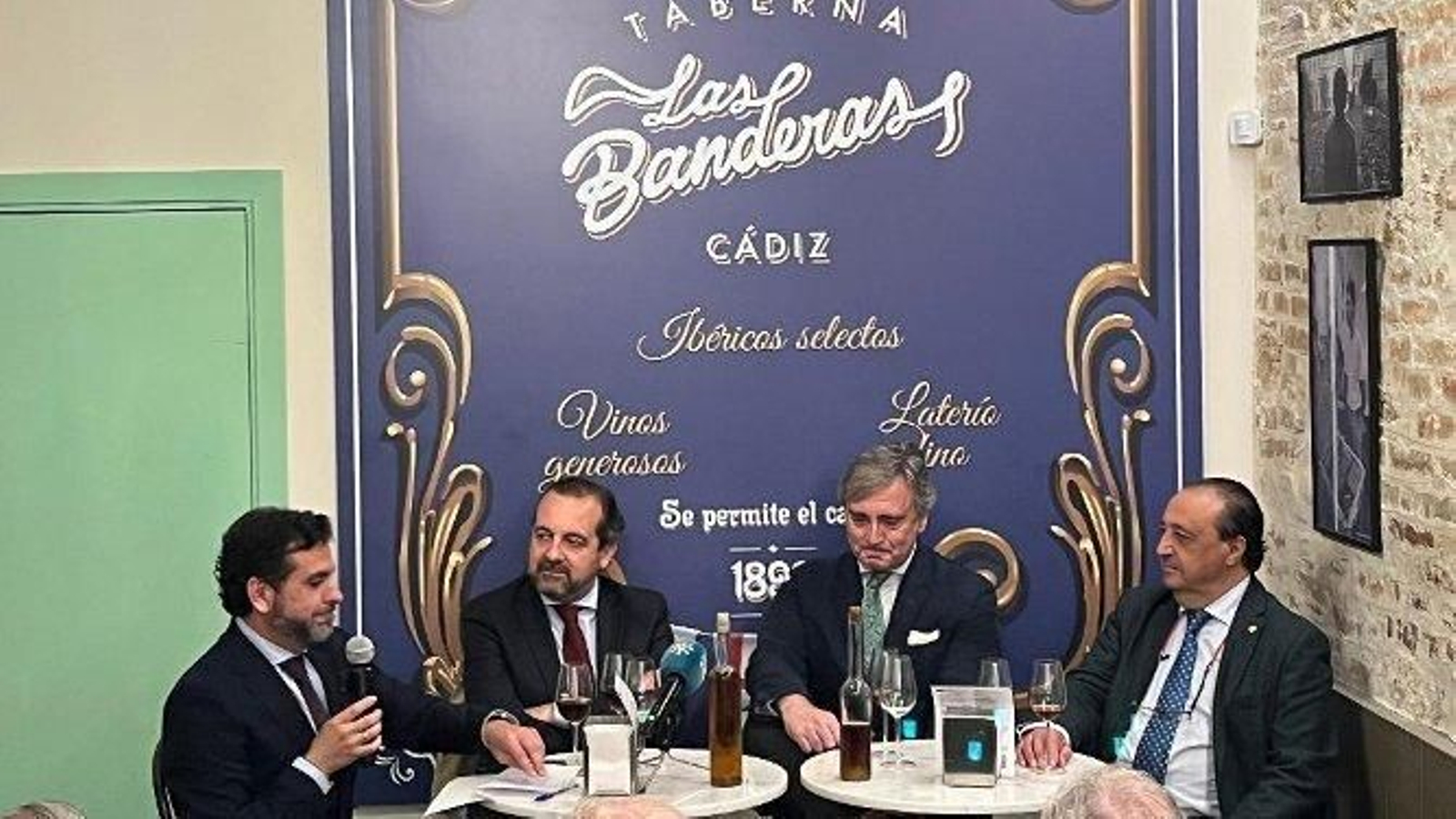 Uno de los debates organizado en Las Banderas la pasada Cuaresma. Uno de los debates organizado en Las Banderas la pasada Cuaresma.