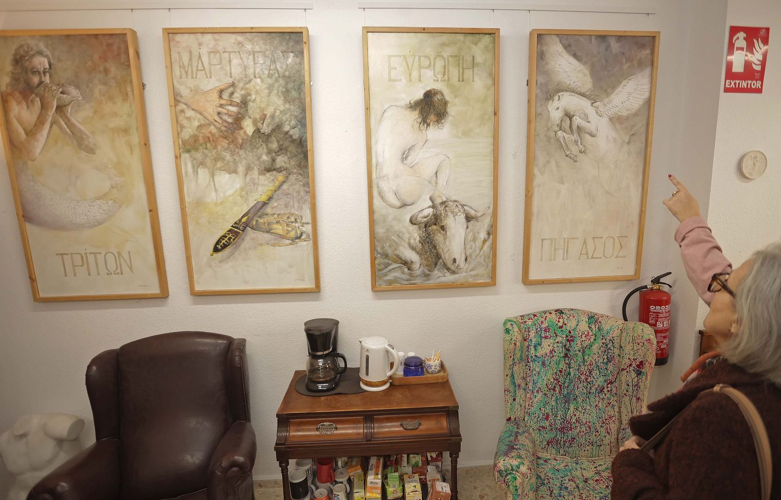 Fotos de la exposición de Juan Zahara en la asociación cultural Alarte de Algeciras