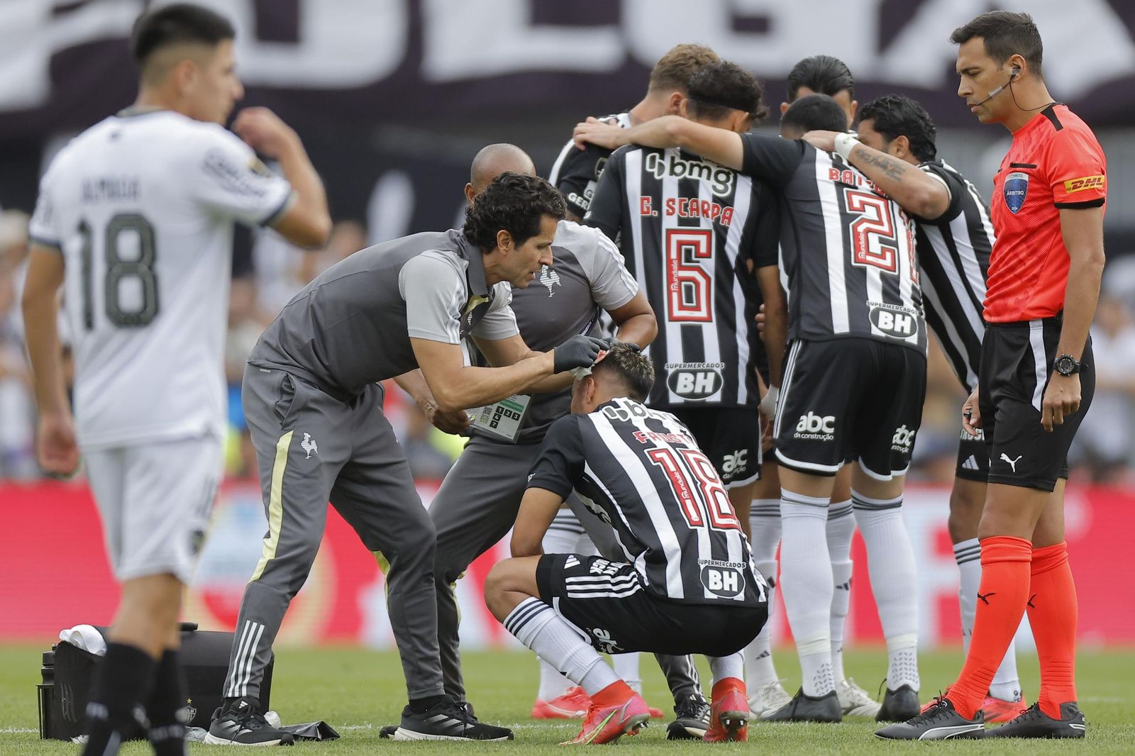 Las fotos de una final de la Libertadores histórica; Botafogo, campeón con 10, ante Atlético Mineiro