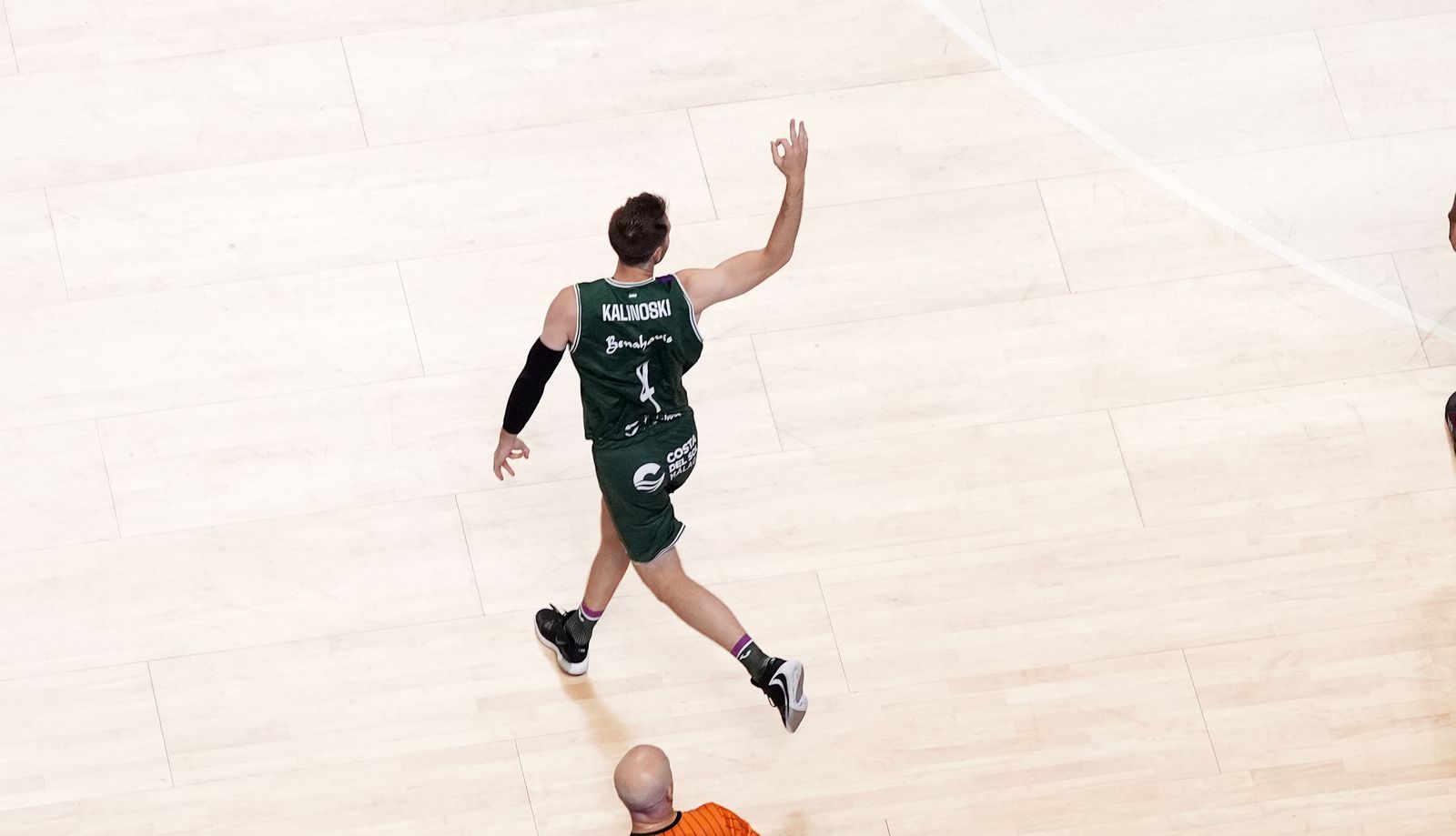 Kalinoski, frente a BAXI Manresa en el play off