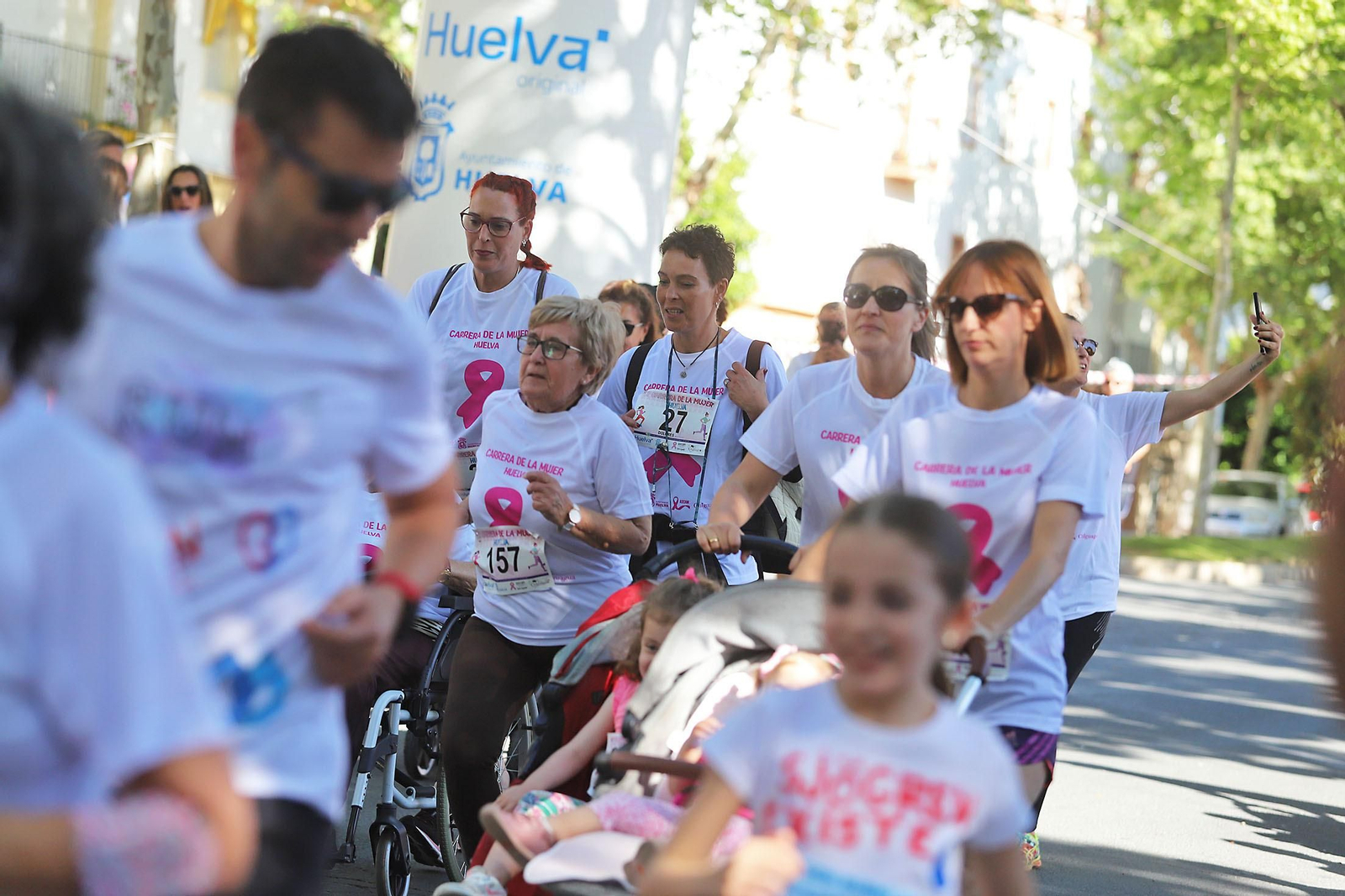 Imágenes de la Carrera de la Mujer Huelva 2023