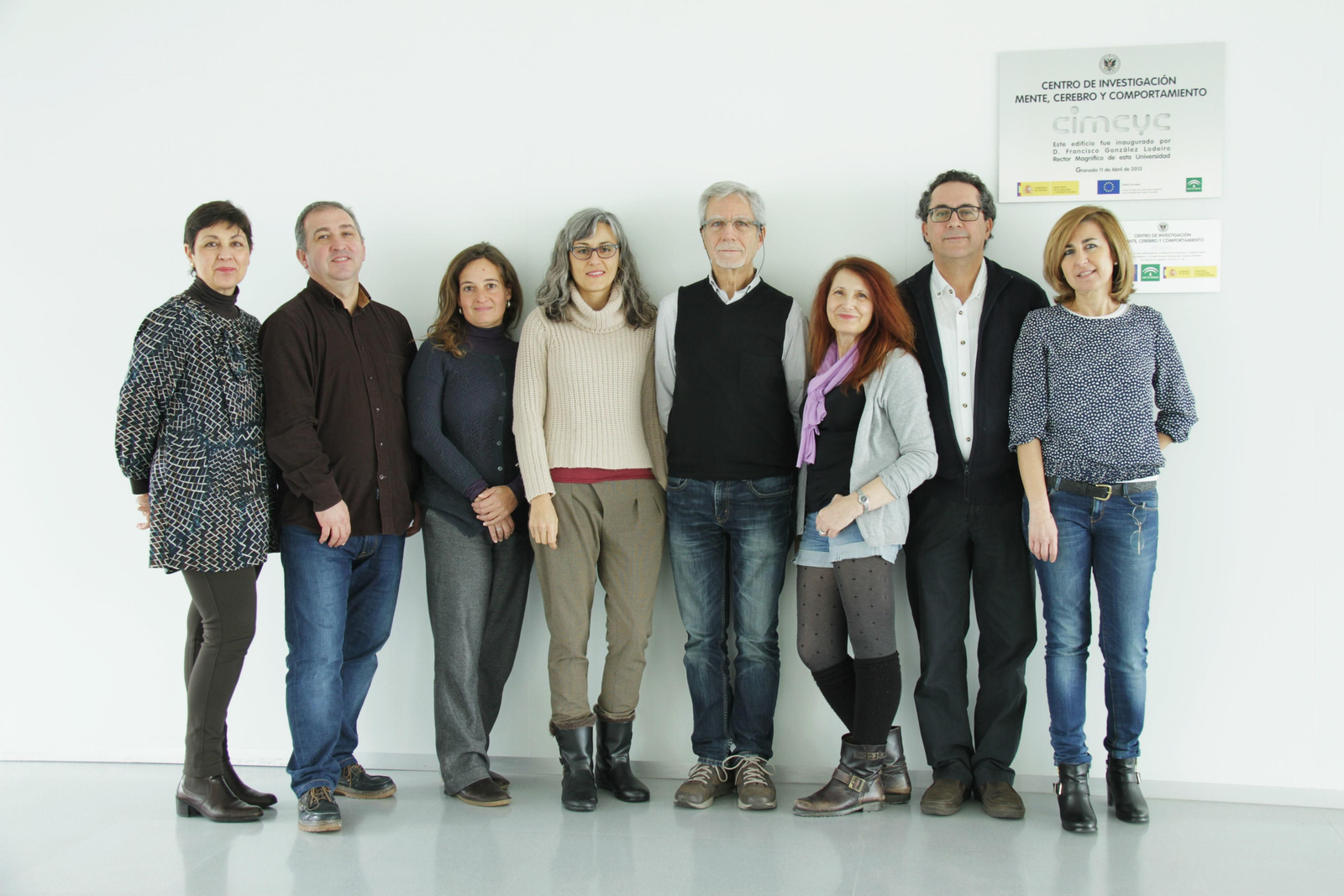 Algunos de los investigadores de la UGR y la EASP que participan en este artículo. De izquierda a derecha: Mª Carmen Fernández Santaella, José Luis Mata Martín, Julia Bolívar Muñoz, Mariola Bernal Solano, Jaime Vila Castellar, Humbelina Robles Ortega, Antonio Daponte Codina e Inmaculada Mateo Rodríguez.