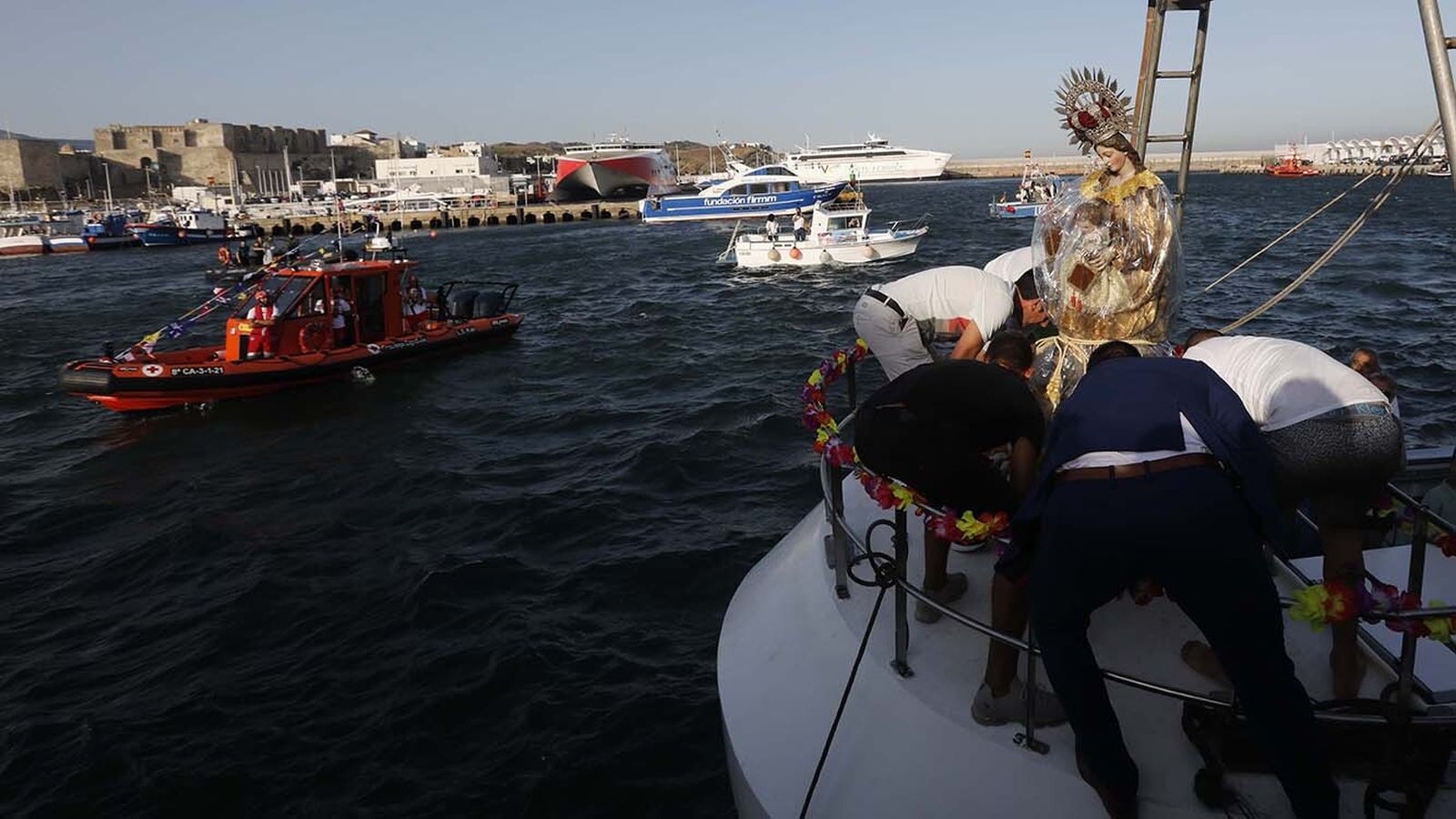 Las fotos de la procesión de la Virgen del Carmen en Tarifa