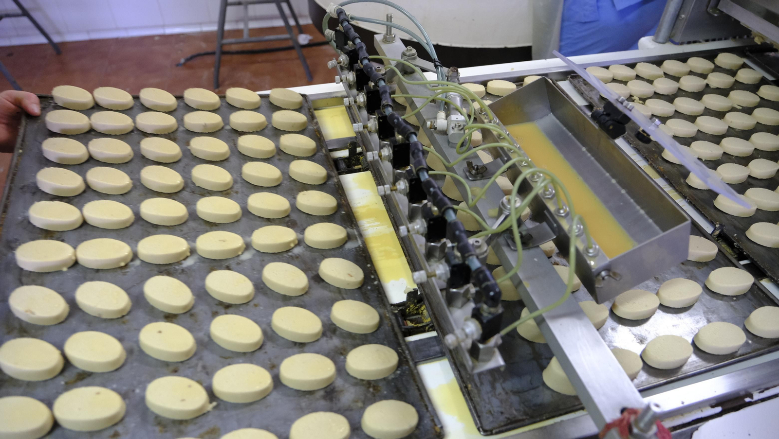 Imágenes de los mantecados de Fondón, tradición centenaria navideña