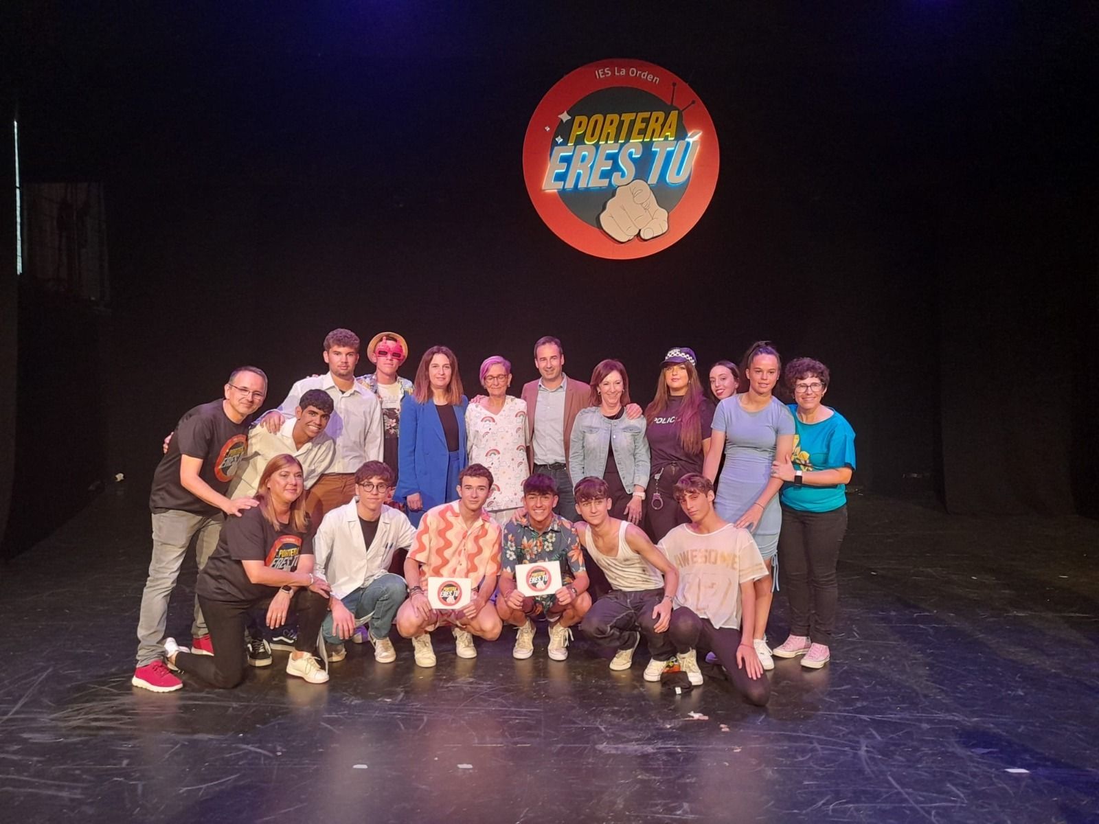 El IES La Orden lleva a las cocheras del Puerto su espectáculo 'Con Tablas y a lo Loco'.