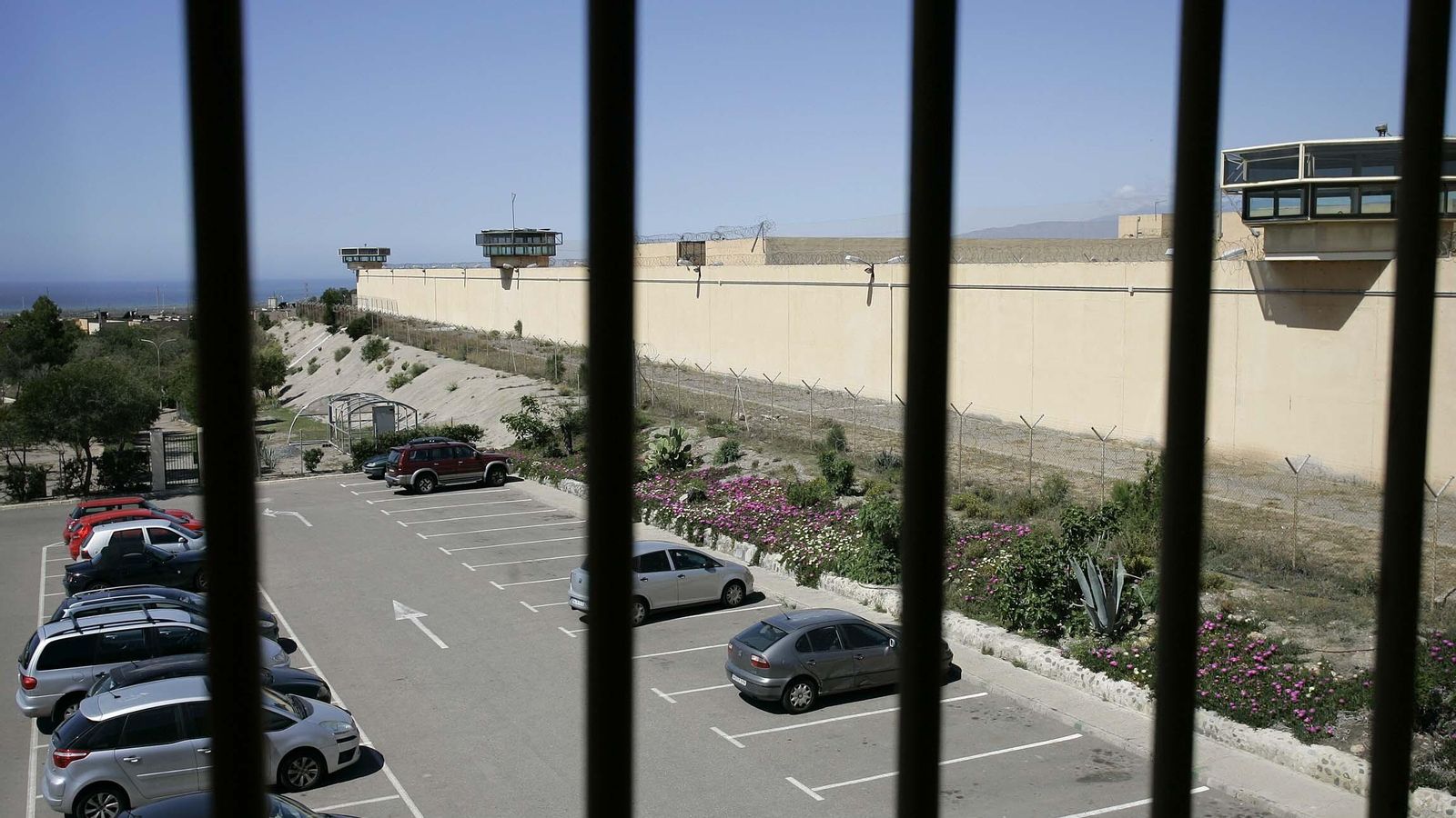 Vistas a la calle desde una de las estancias de la prisión provincial de Almería