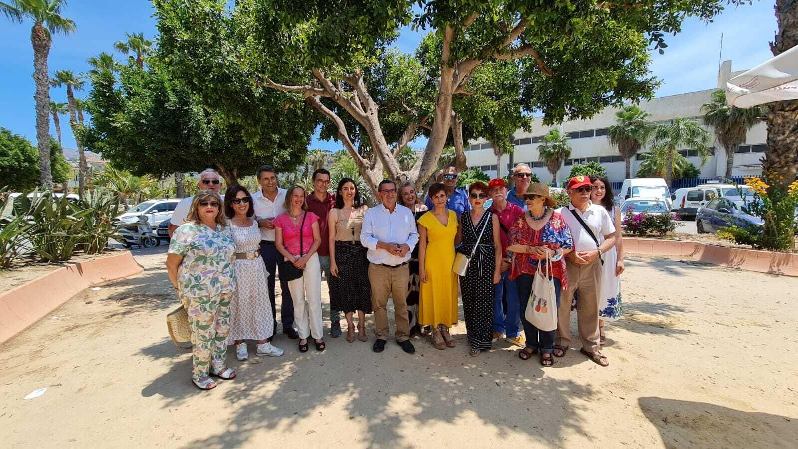 La ministra en su visita a Almuñécar
