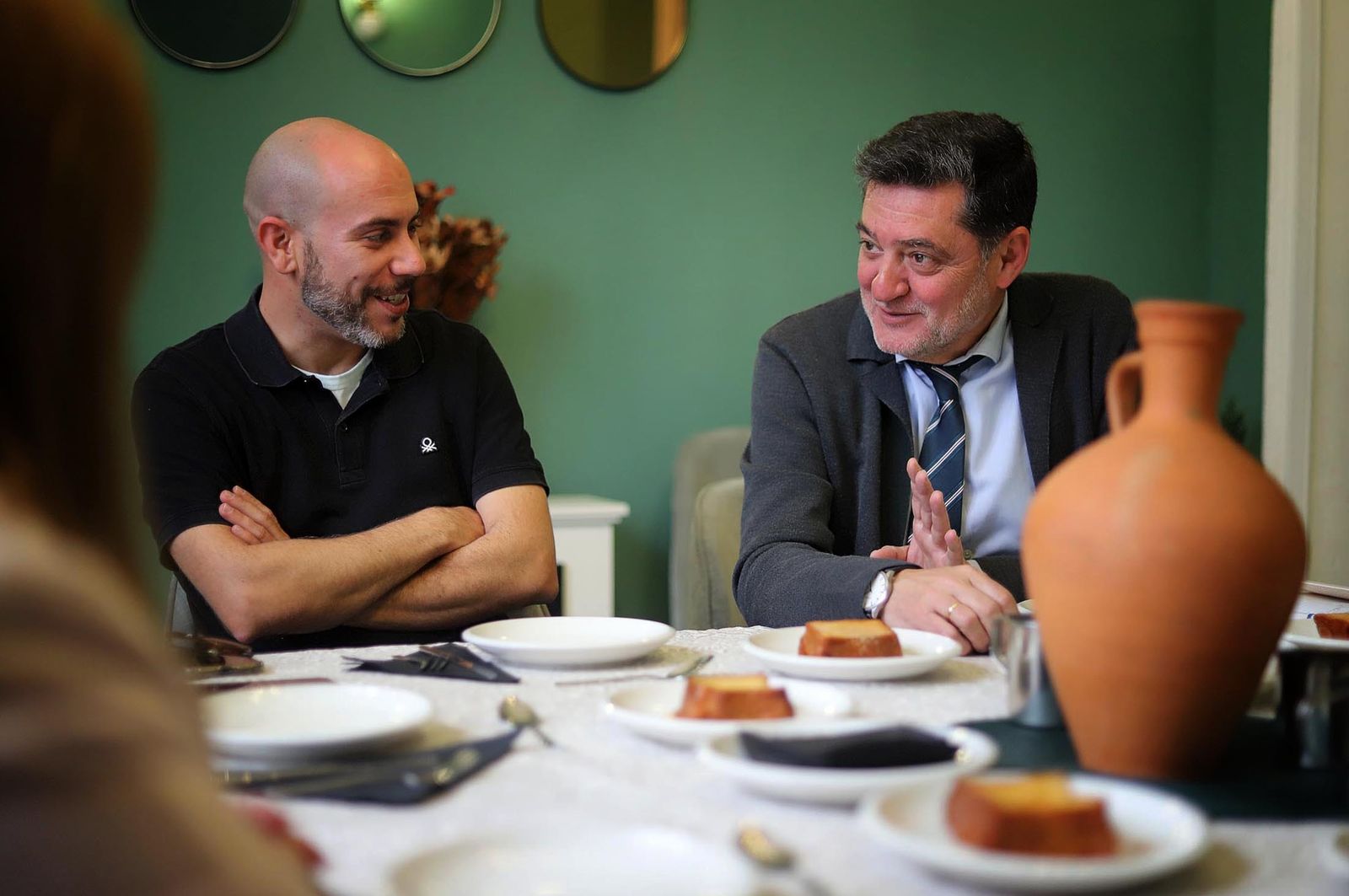 Imágenes de la tertulia cofrade "El Aguaó" de Huelva Información