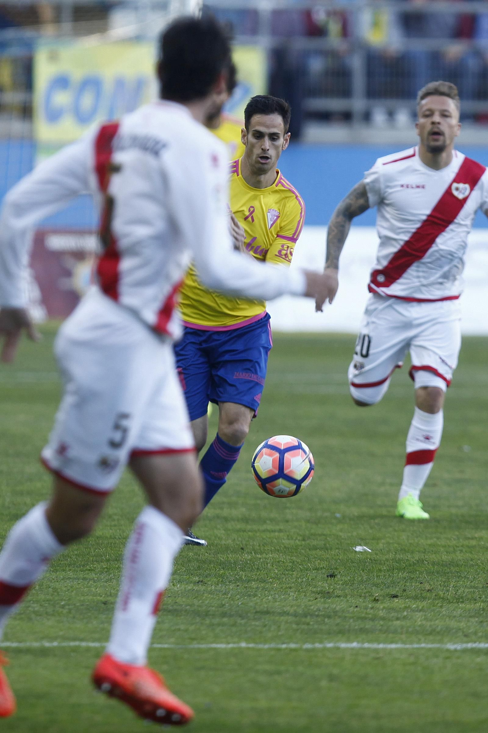 Las imágenes del Cádiz-Rayo Vallecano