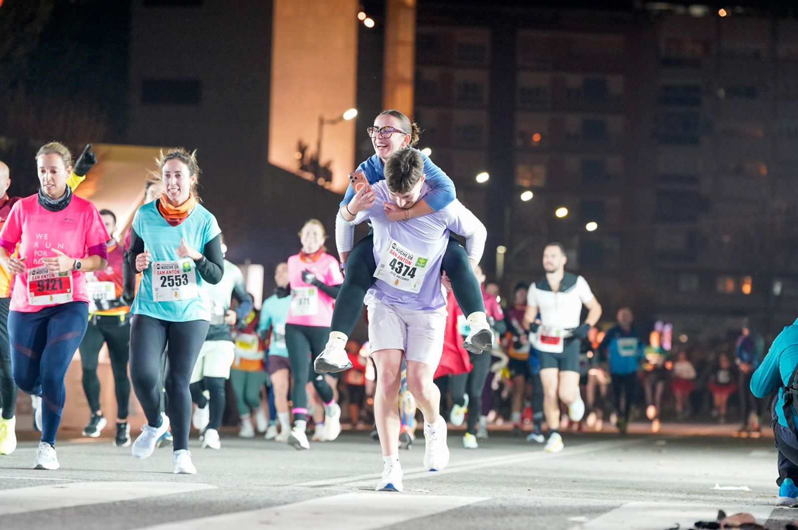 En imágenes: búscate en tu llegada a meta de la Carrera de San Antón 2026 (19)