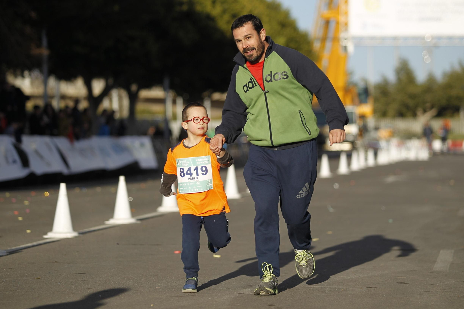 Fotogalería de la Feria del Corredor y las carreras infantiles.