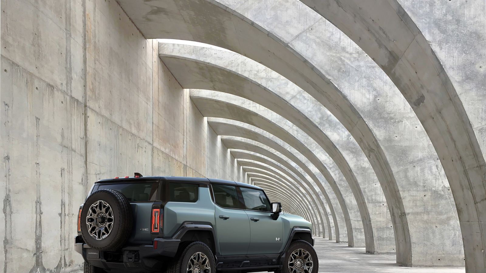 La batería de los Hummer EV más potentes está entre las más capaces que se emplean entre los vehículos eléctricos.