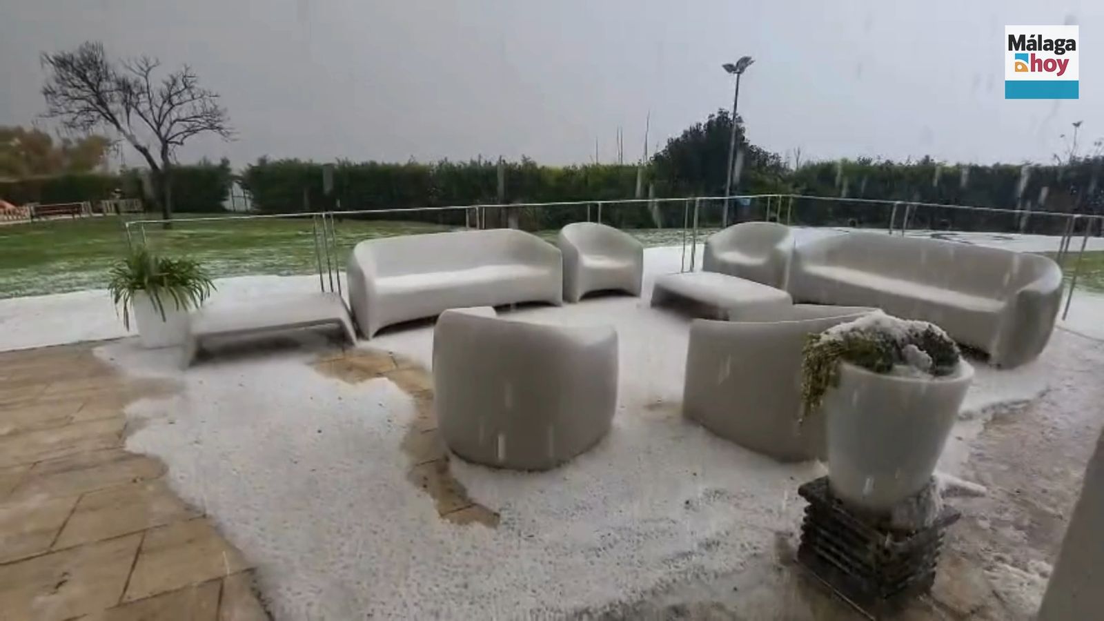 Así ha granizado en Antequera ante el paso de la borrasca 'Regina' por Málaga