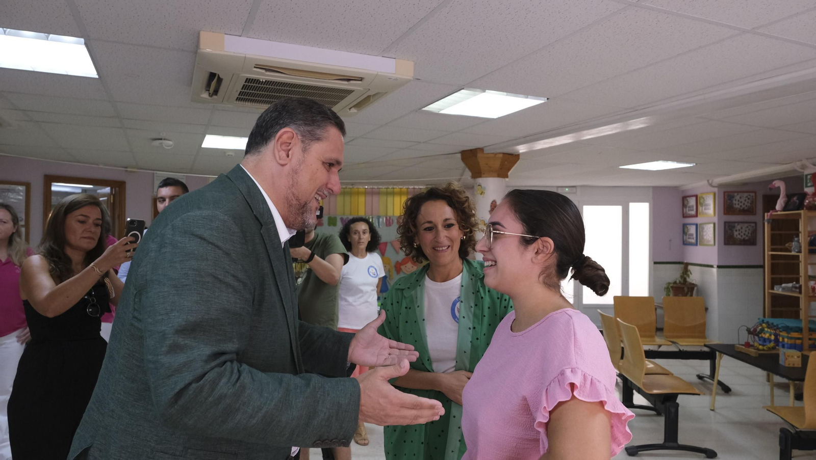 Inauguración del curso escolar infantil en el centro Santo Ángel de la Guarda, en imágenes