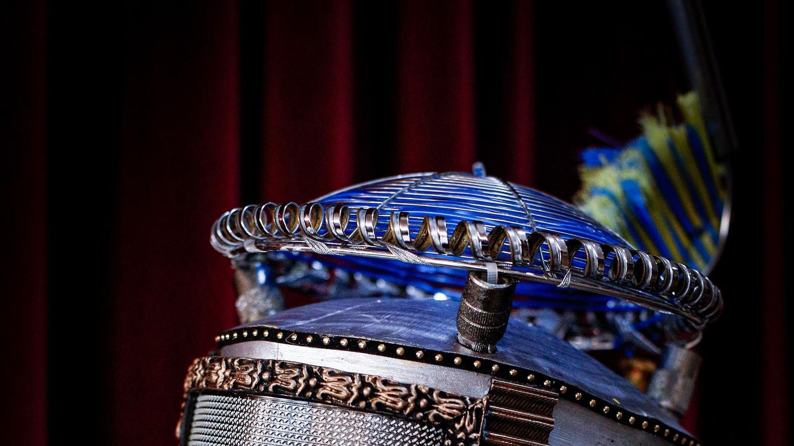 Detalle de uno de los cascos.