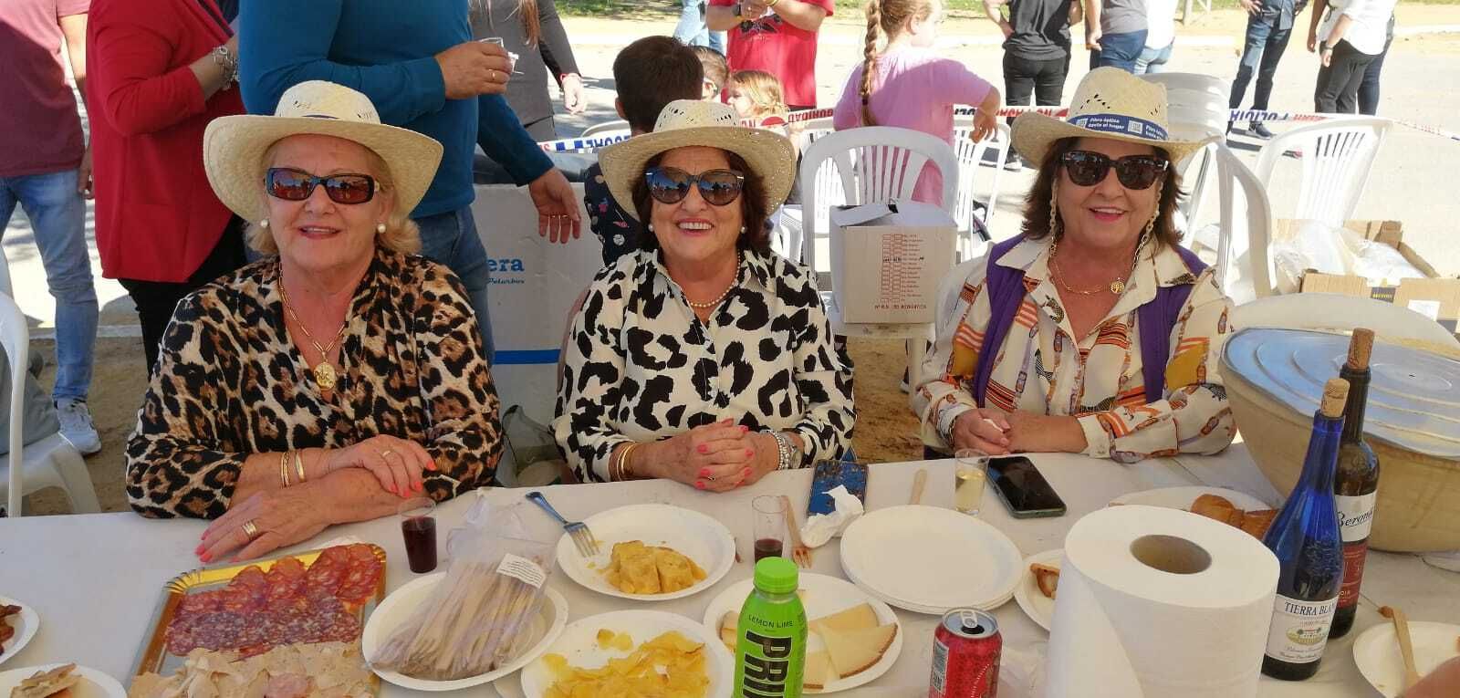 Búscate en el concurso de paellas de Puerto Real