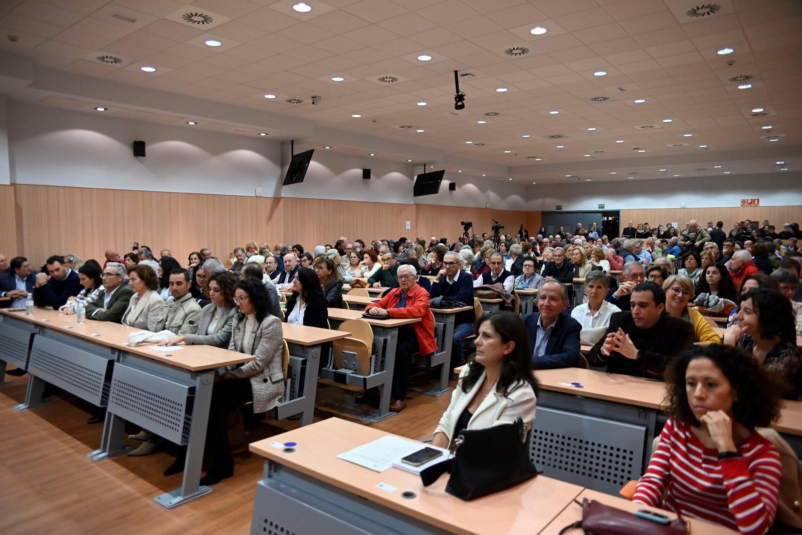 La apertura del curso del Centro Intergeneracional de la Universidad de Córdoba, en imágenes