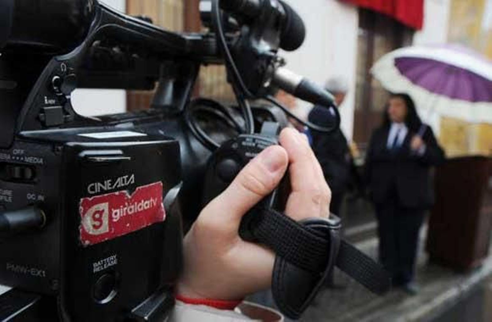 El Ayuntamiento liquida Giralda TV